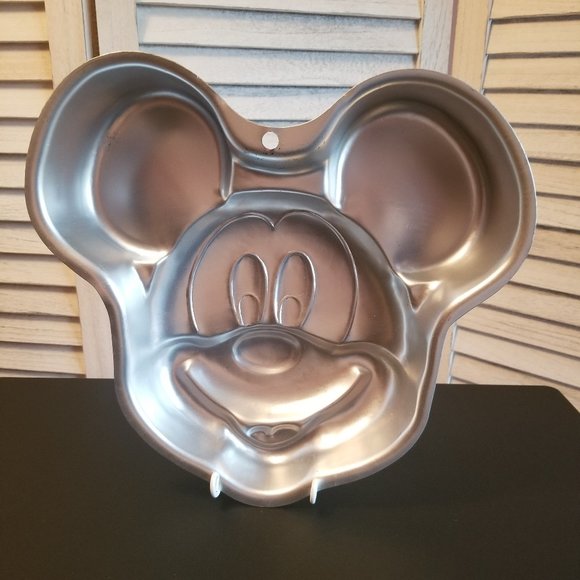 Mickey mouse cake pan - Picture 1 of 3